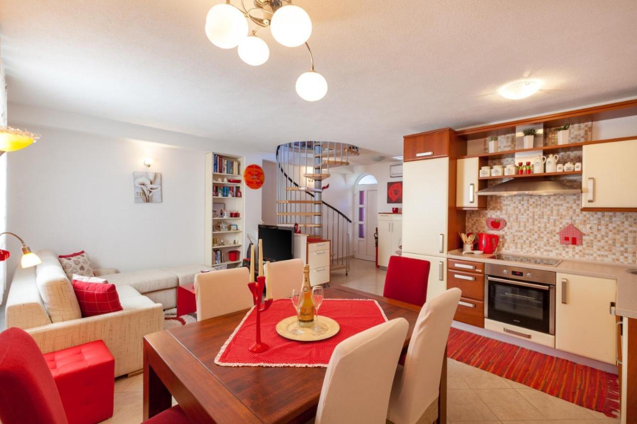 트로기르 Apartman Dijana 아파트 외부 사진
